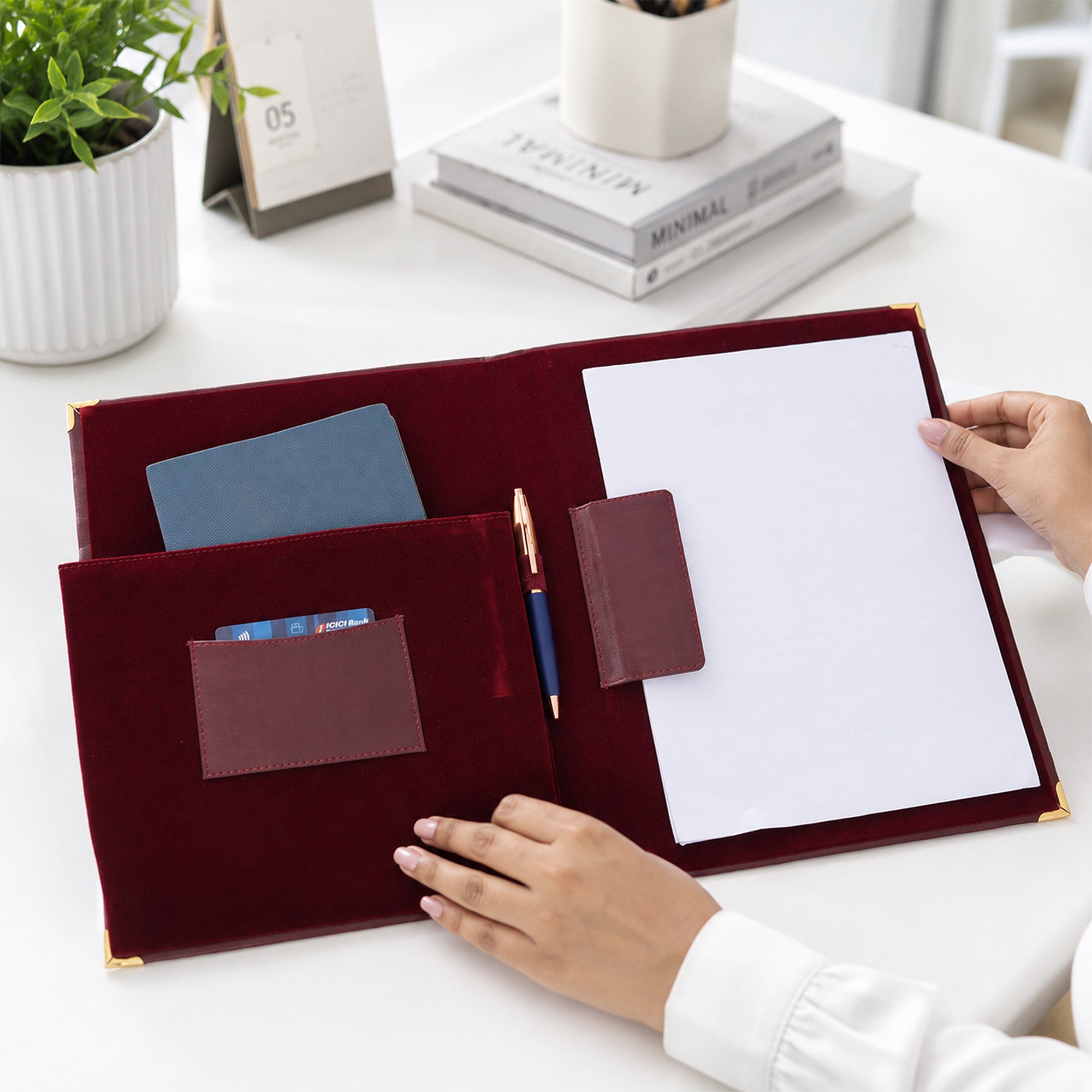 Premium Conference Folder | Stylish Professional Document Organizer – Black & Brown